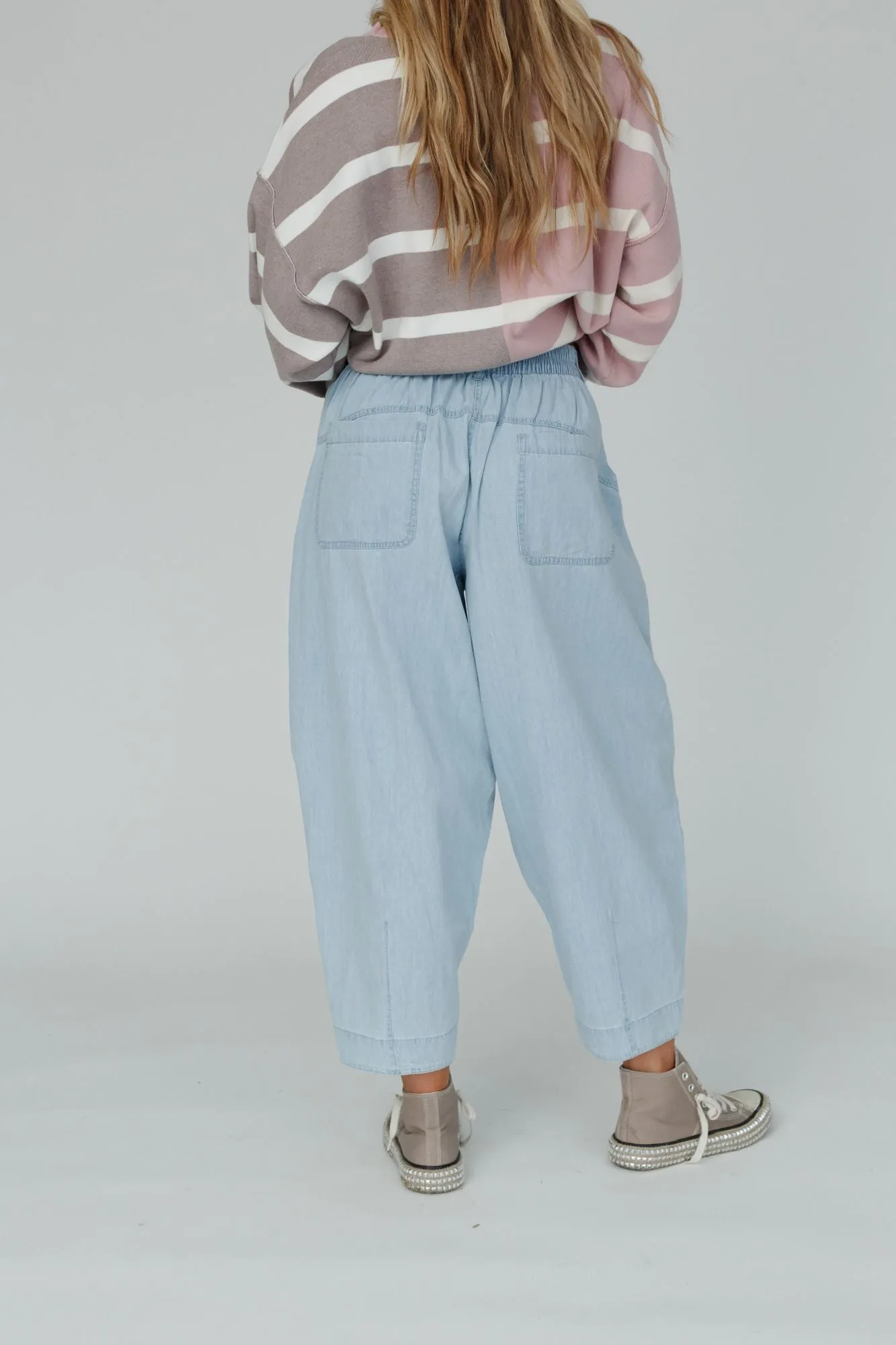 Cool Touch Pleated Pants - Light Denim