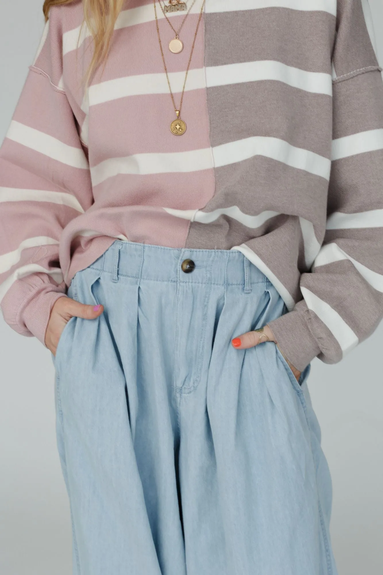 Cool Touch Pleated Pants - Light Denim