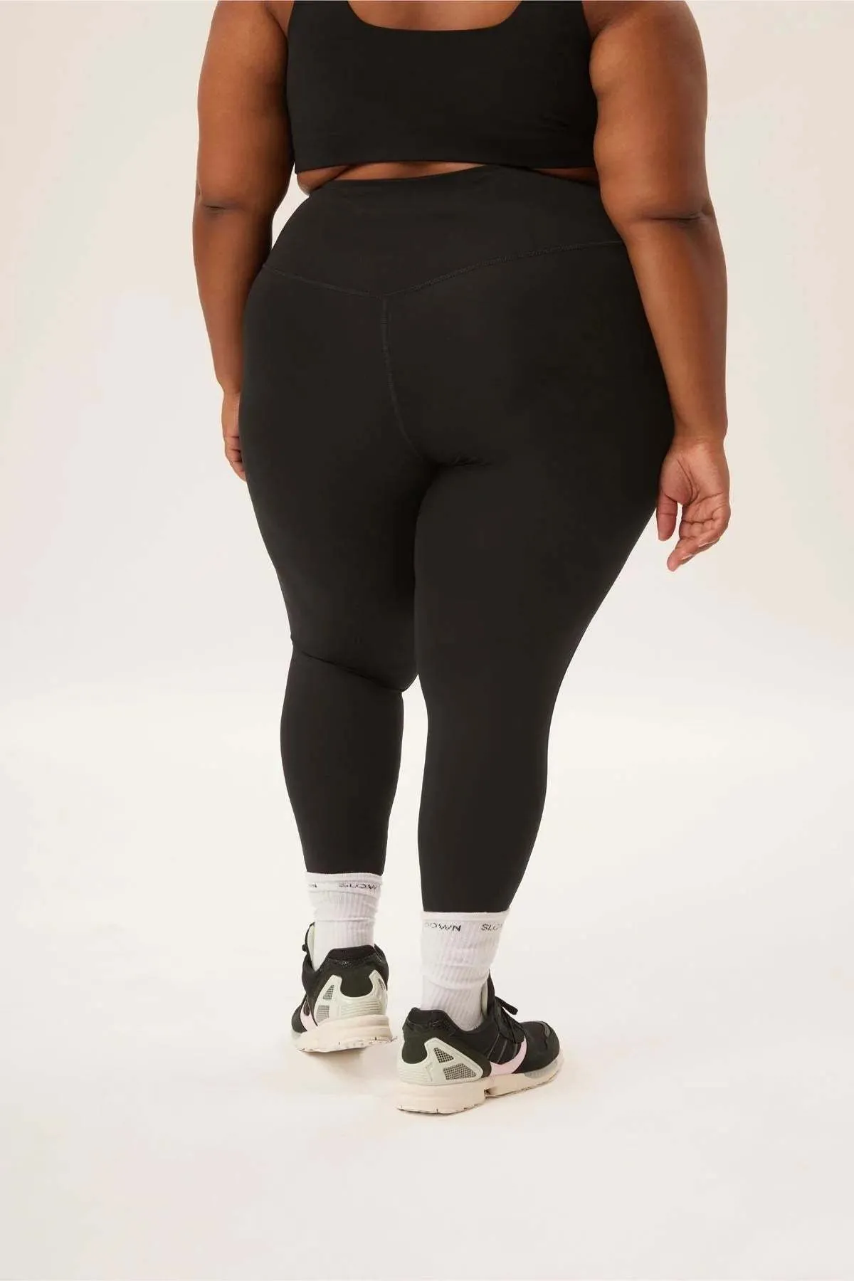 High-Rise Compressive Leggings - Black