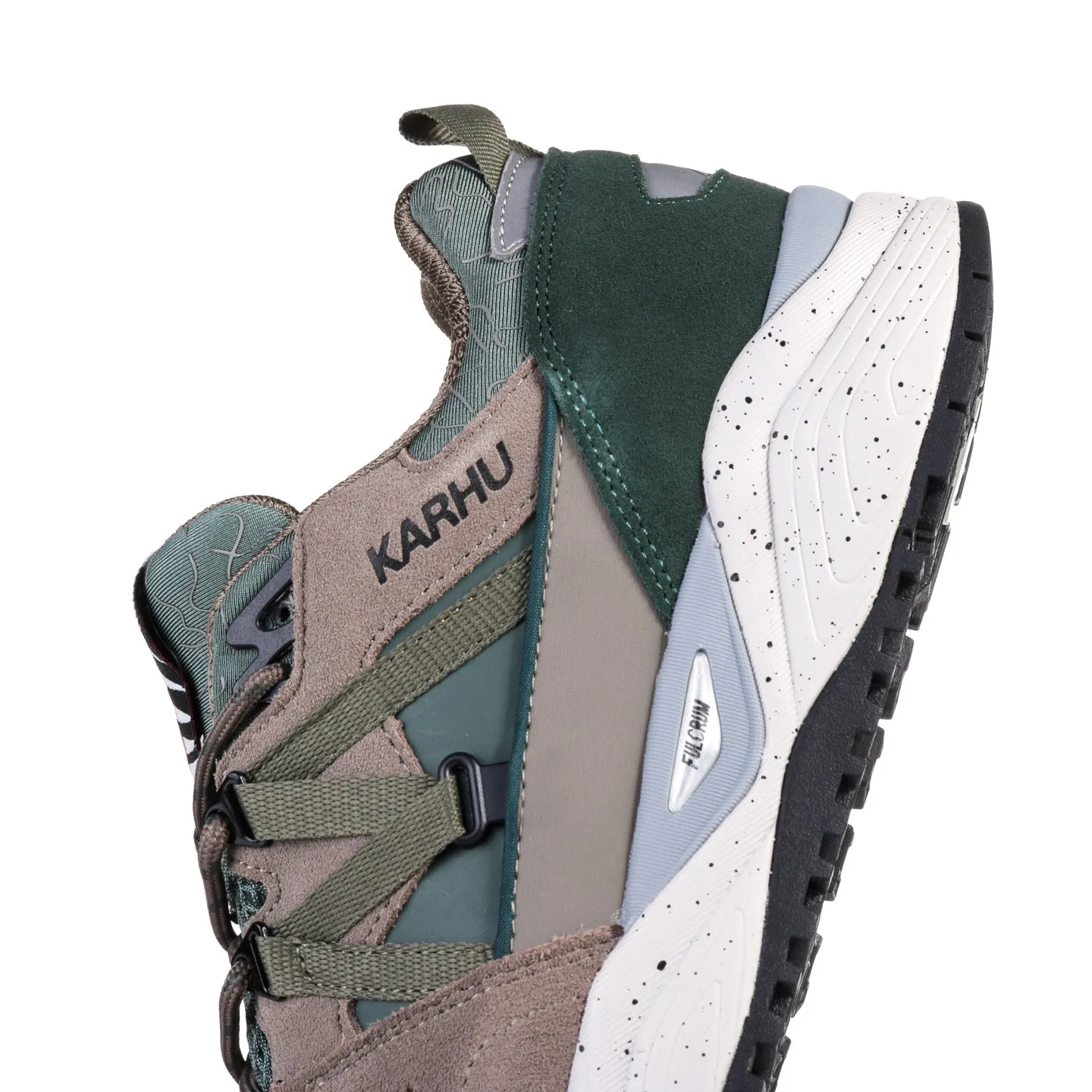 KARHU FUSION XC WP SMOKE PINE / DARK FORSET