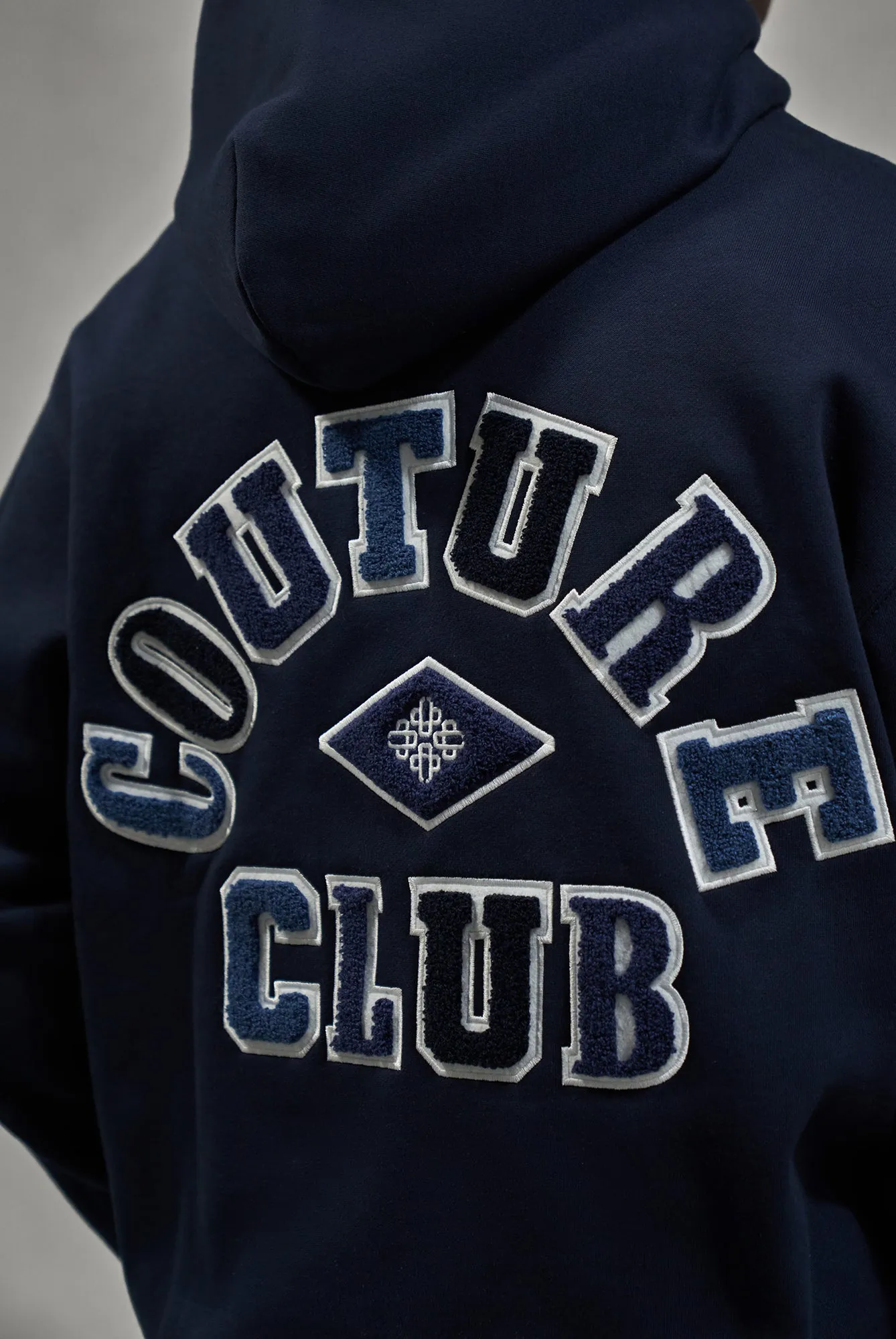 MULTIBADGE CHENILLE RELAXED HOODIE - NAVY