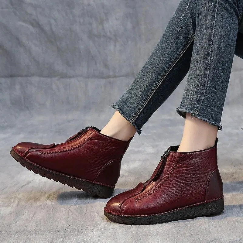 Non-slip genuine leather ankle boots: elegance and safety for everyday wear