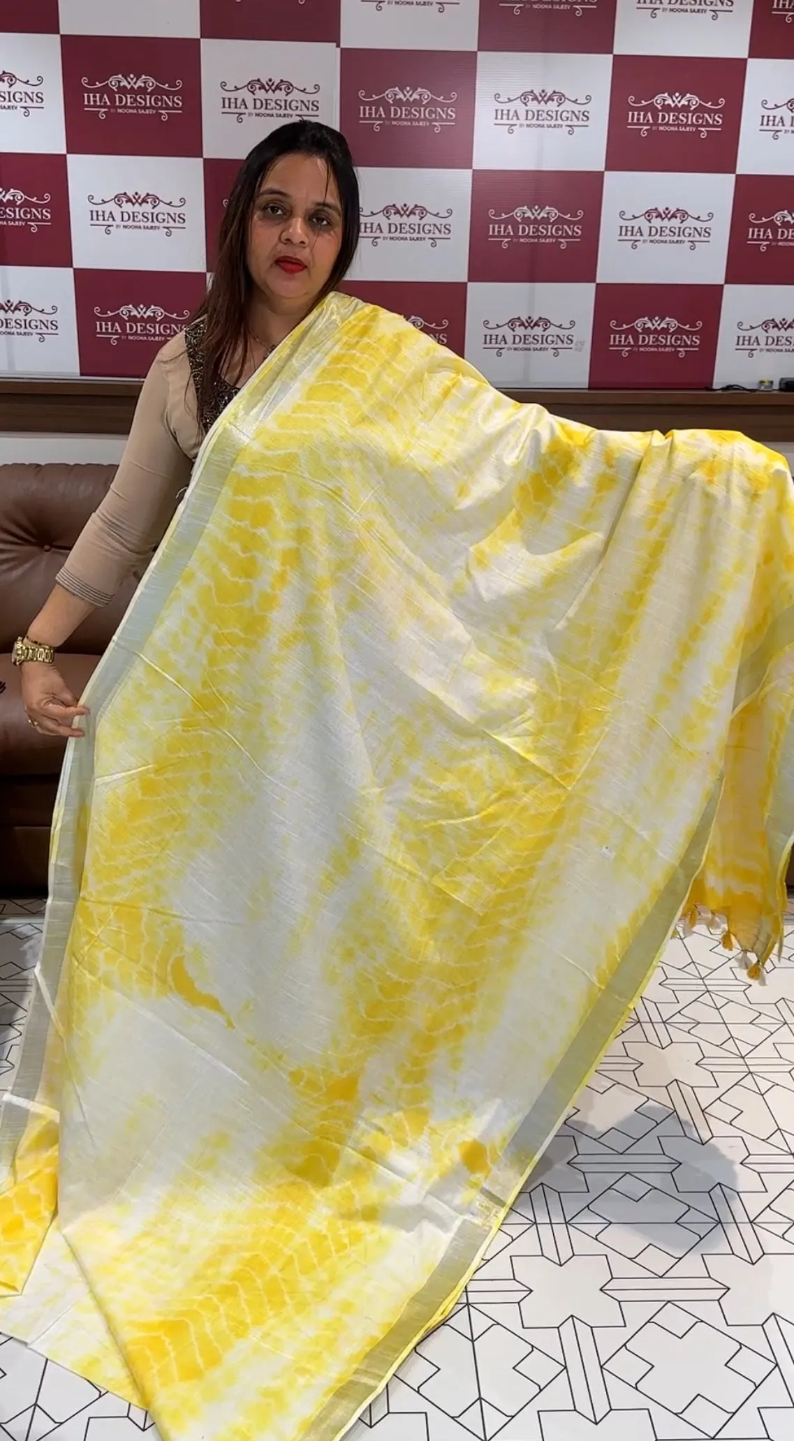 PRINTED SEMI LINEN  SAREE - IHA 14769