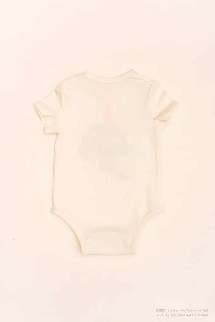 Short-Sleeve Onesie - Yellow Rainbow Pooh