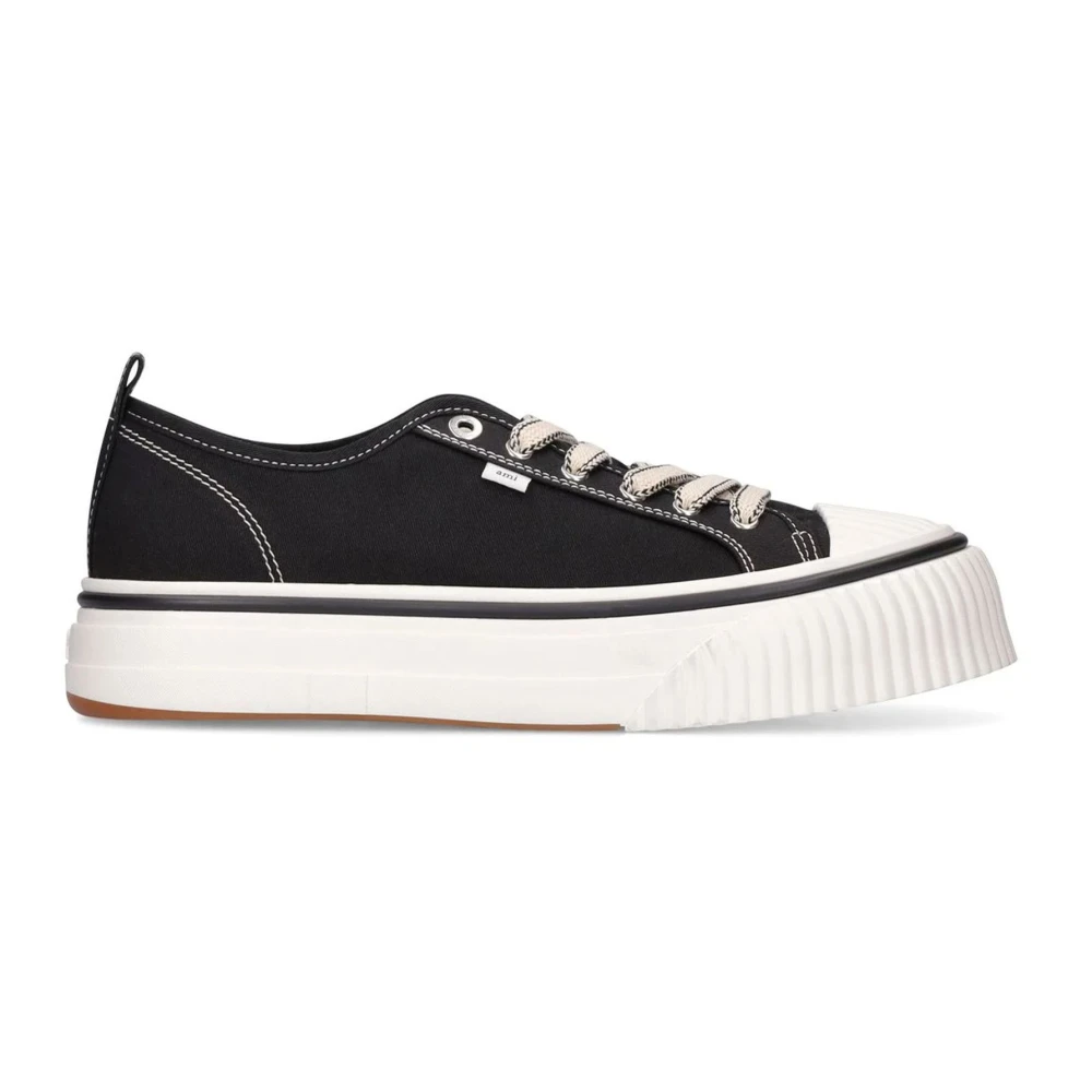 Sneakers in Cotone Nero con Occhielli Rinforzati