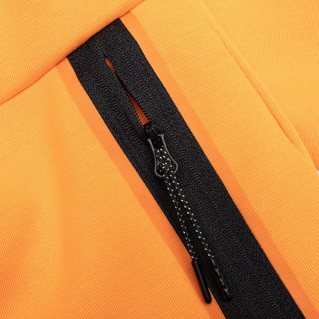 Sportswear Tech Fleece Joggers - Kumquat/Sanddrift