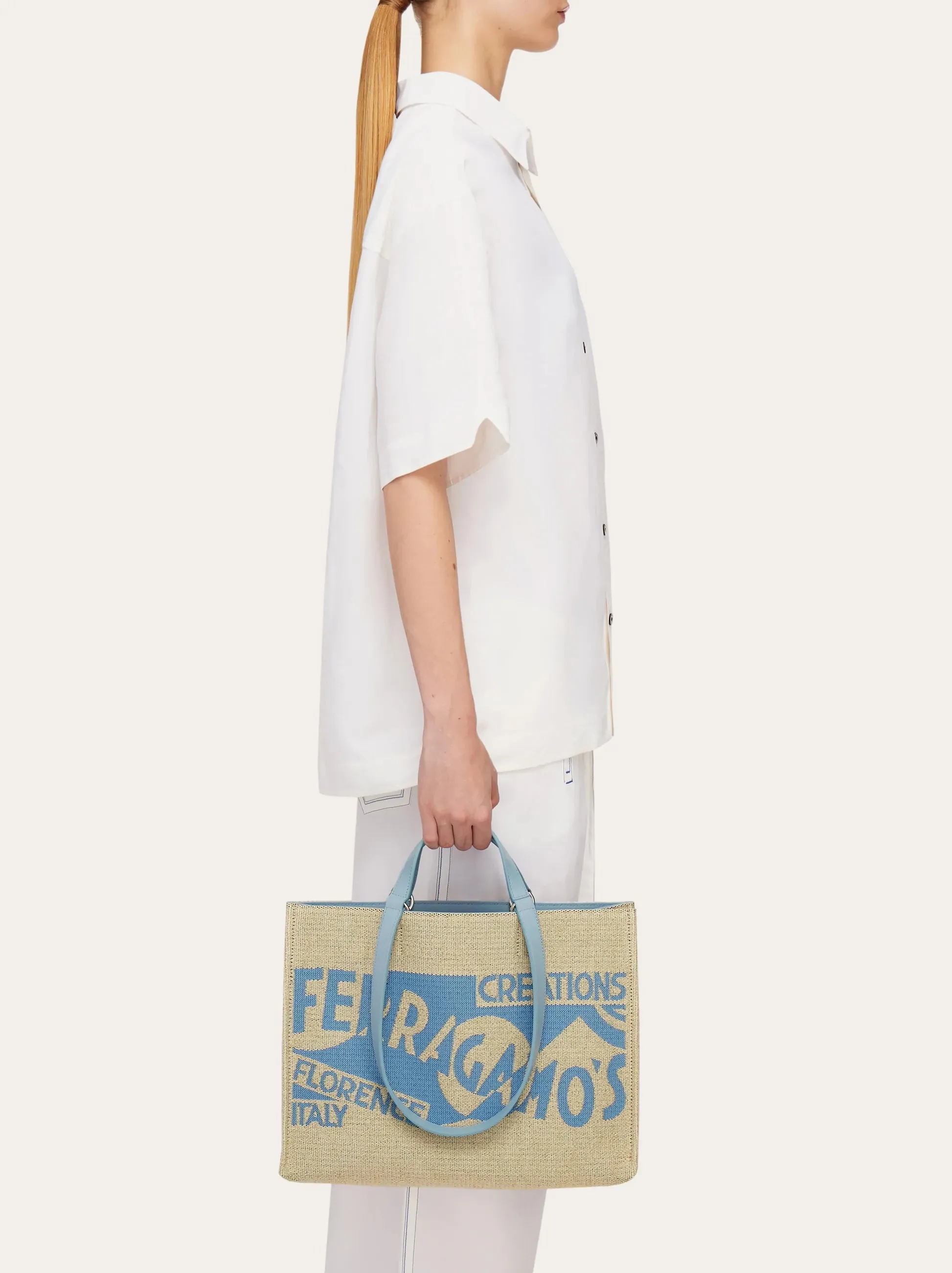 Tote Bag with Logo in Natural/Sky Blue (M)